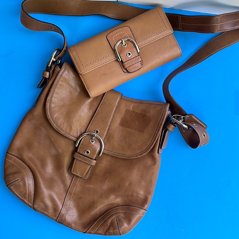 Tan Coach crossbody purse and matching wallet